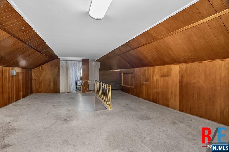 1068 Anderson Avenue — photo 18