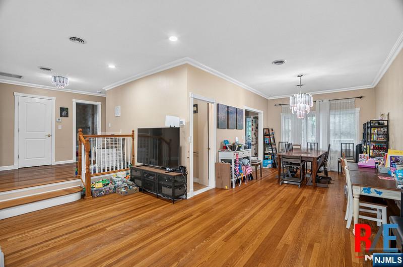 1068 Anderson Avenue - Photo 5