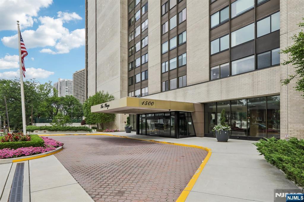 1500 Palisade Ave #27C, Fort Lee, NJ 07024