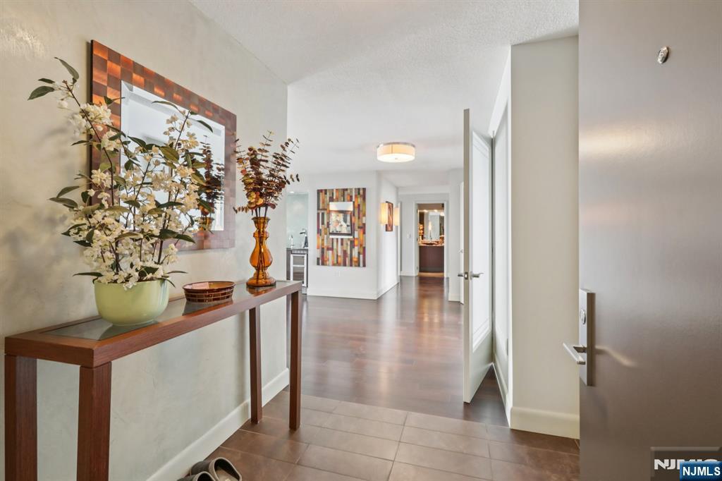 1500 Palisade Ave #27C, Fort Lee, NJ 07024