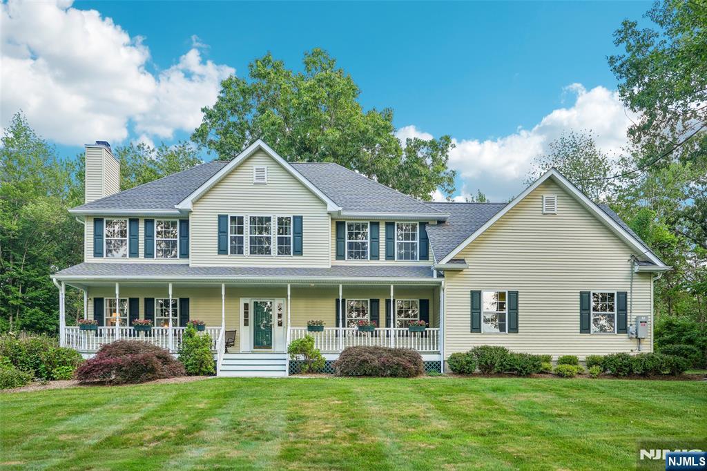 3 Florence Lane - Photo 1