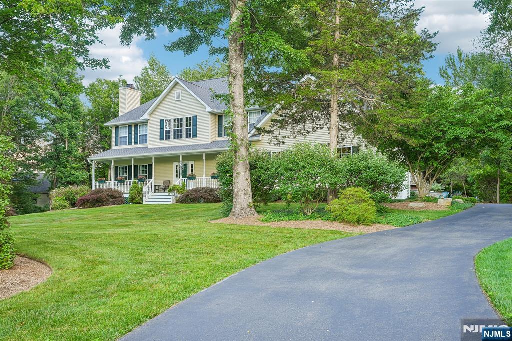3 Florence Lane - Photo 2