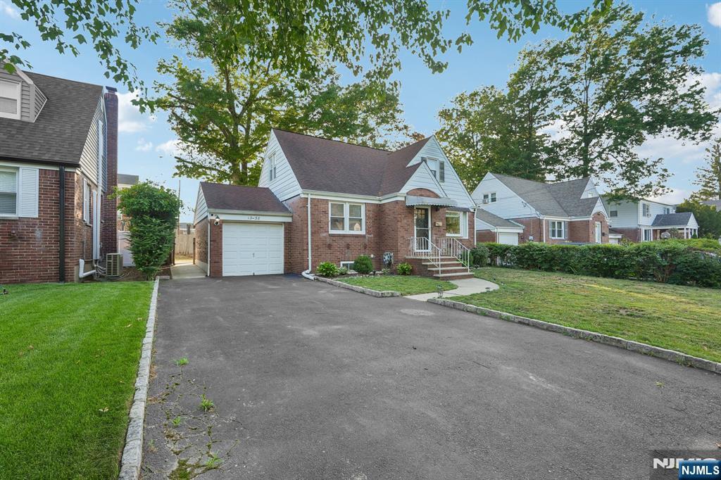 13-38 Hedman Pl, Fair Lawn, NJ 07410