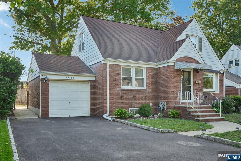 Photo 3 of Sale Pending at 13-38 Hedman Pl, Fair Lawn, NJ 07410 | MLS# 26024706 | Listing updated on 2026-09-16