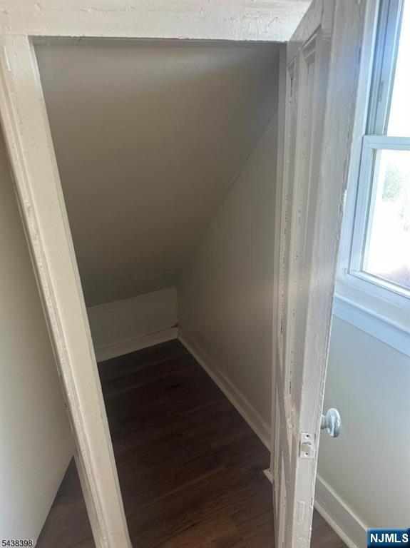 452 Alden Street 1 - Photo 5