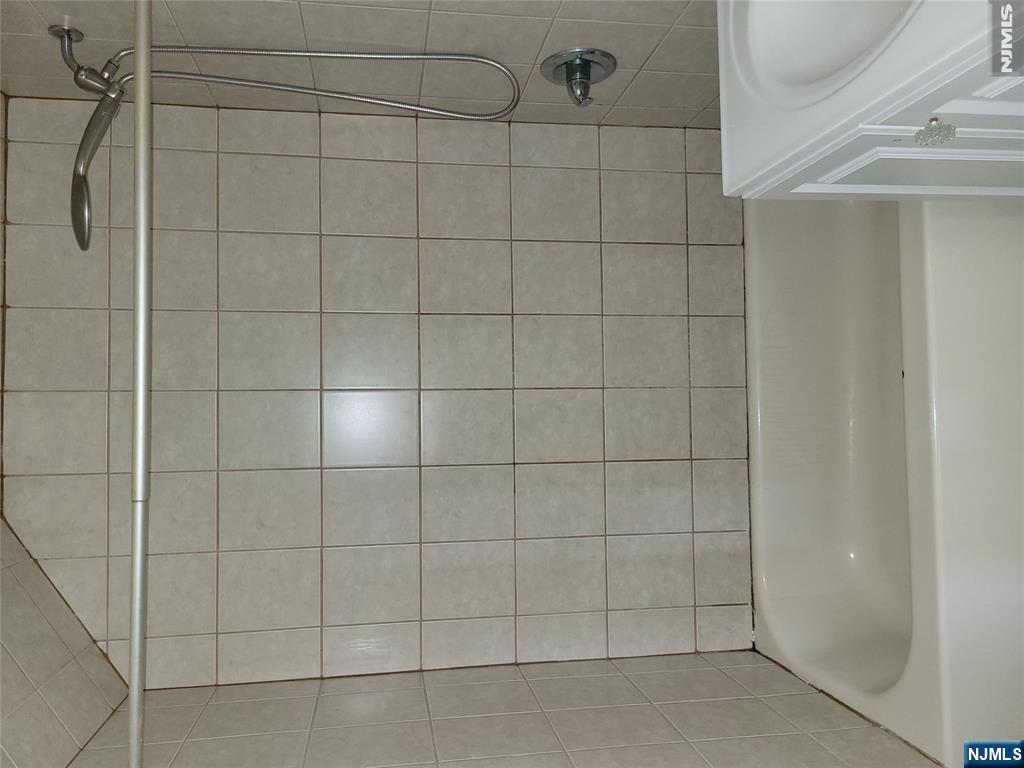 44 King Street 3rd Flr - Photo 4