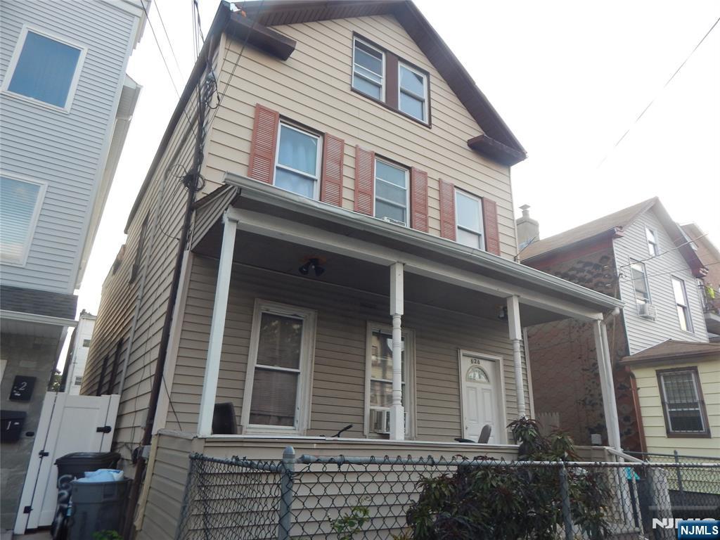 626 Fulton Street - Photo 2