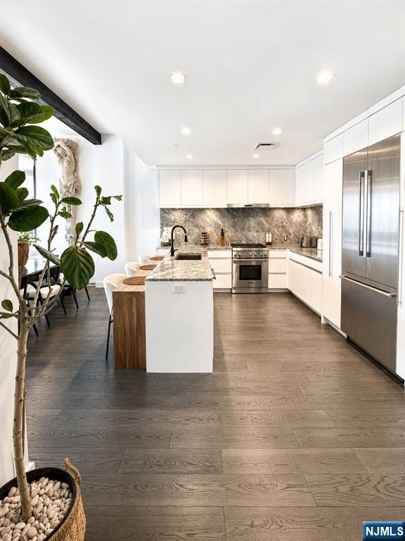 320 Adolphus Avenue 507 - Photo 3