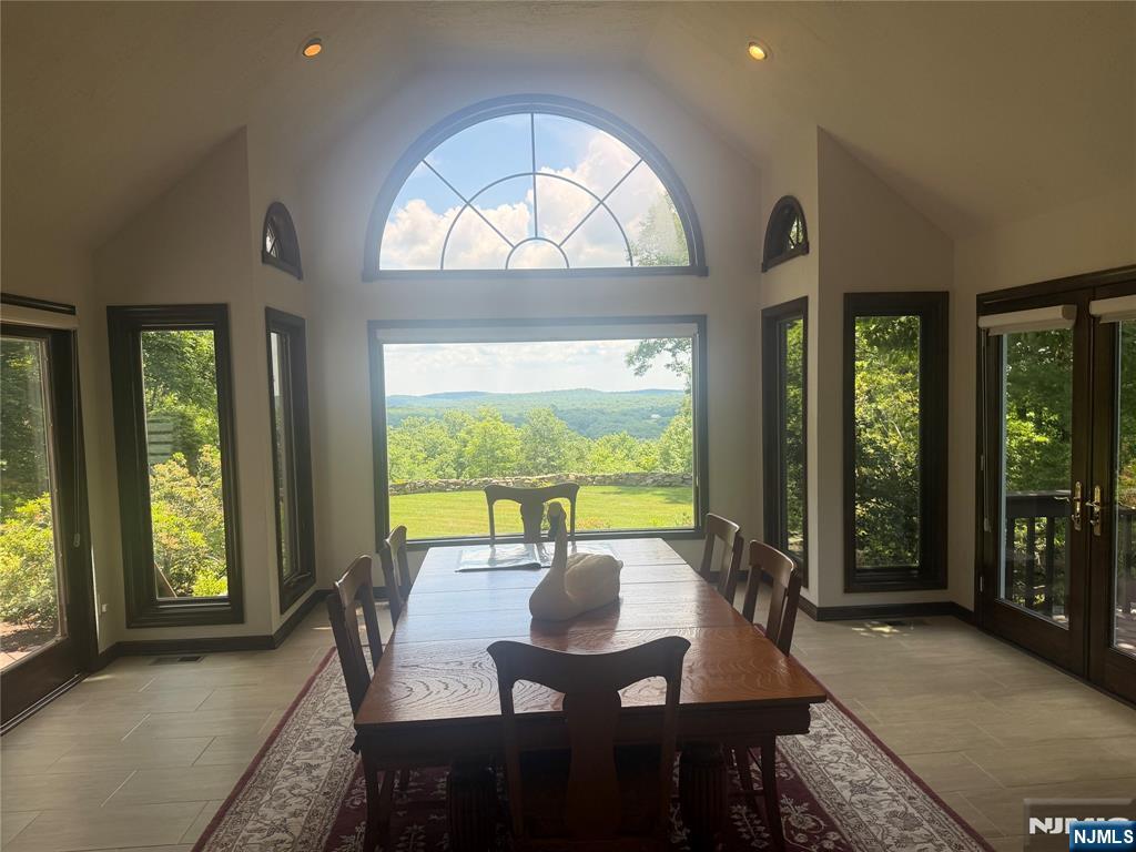 12 Laurel Hill Road — photo 17