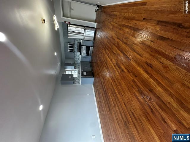 202 Harrison Street - Photo 1