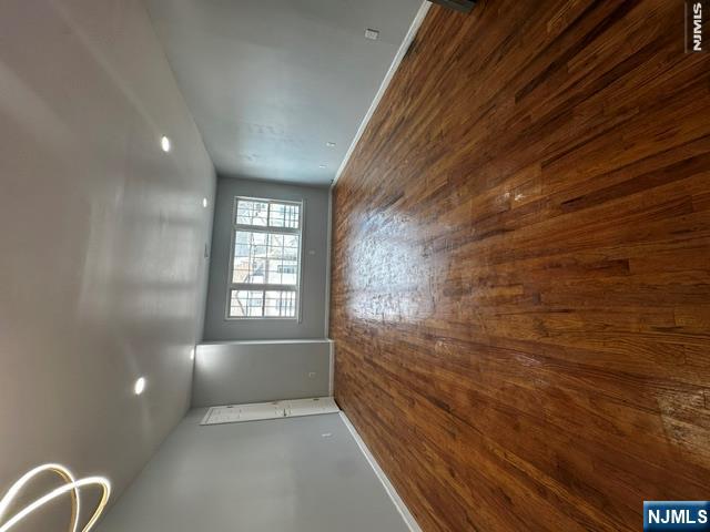 202 Harrison Street - Photo 3