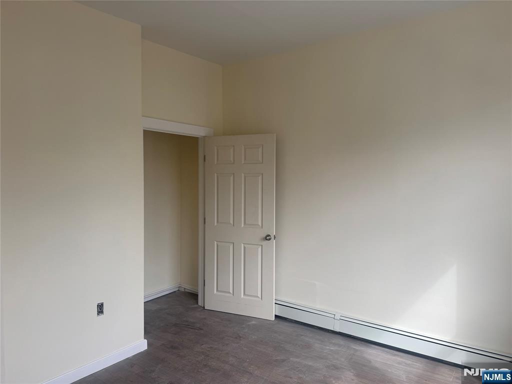 213 Harrison Avenue - Photo 4
