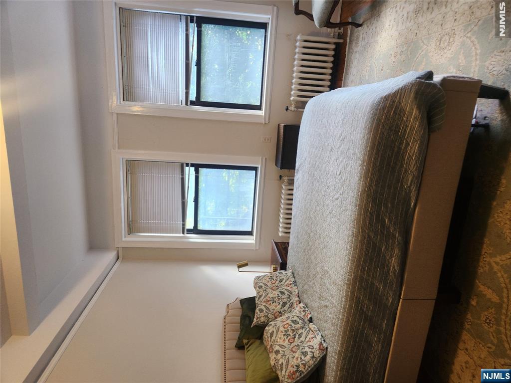 363-377 Mount Prospect #1B