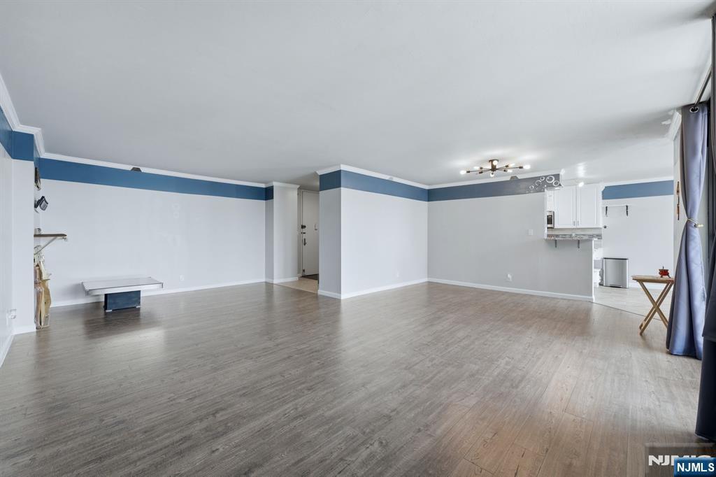 300 Winston Drive C0518 - Photo 4
