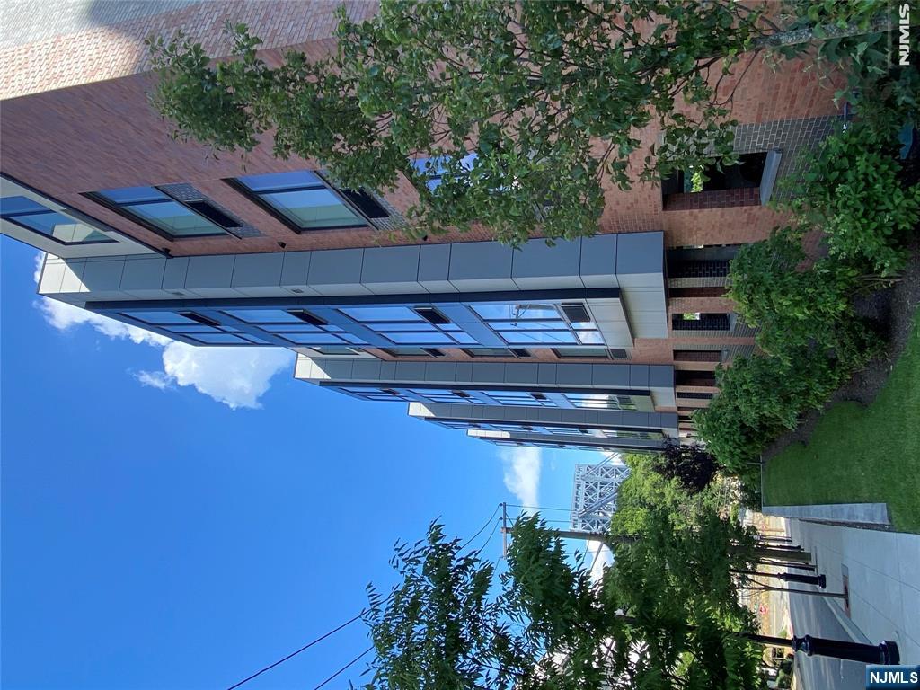 2150 N Central Road 411 - Photo 2