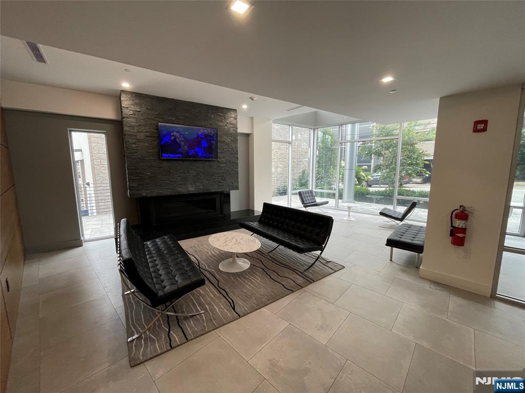 2150 N Central Road 411 - Photo 4