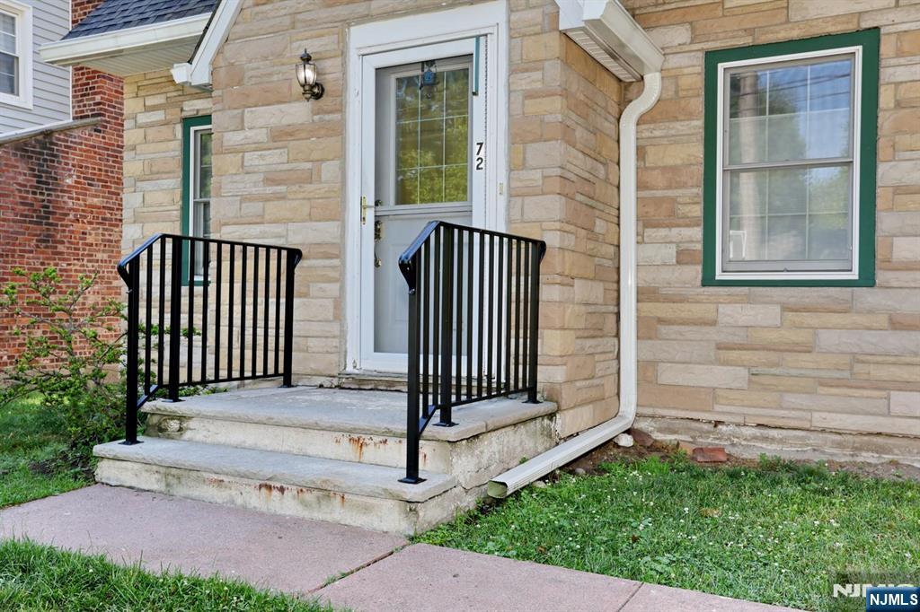 72 Belmar Street - Photo 2