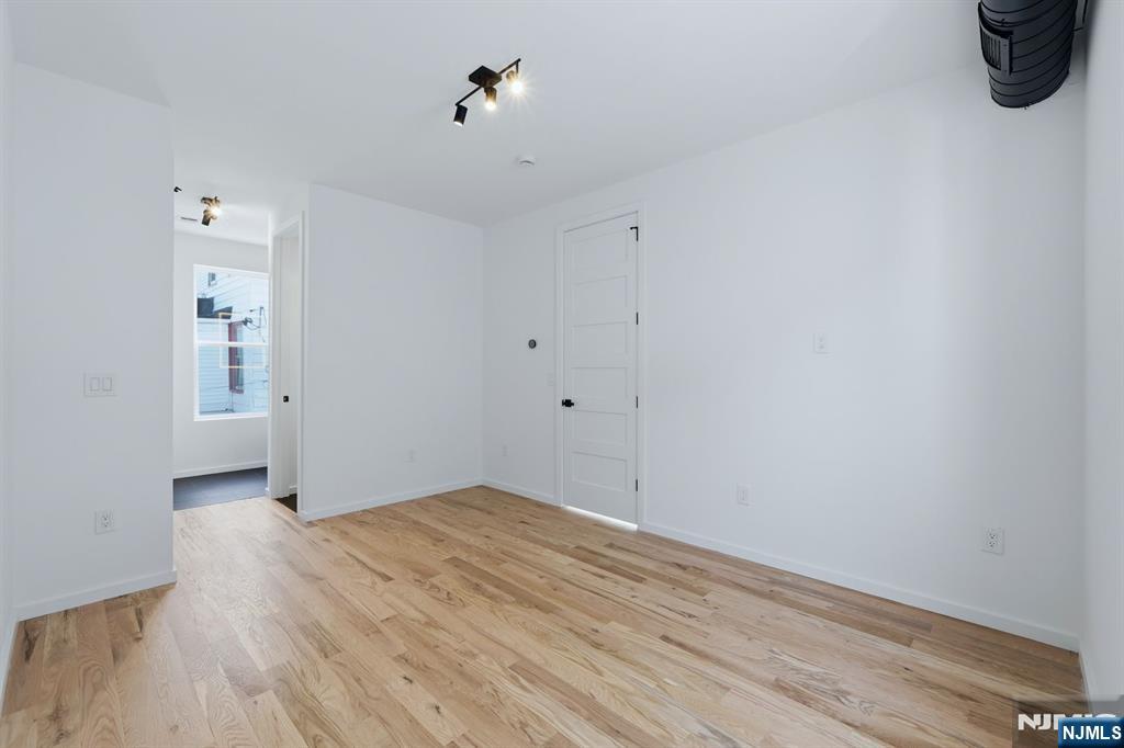 199 Park Street — photo 11