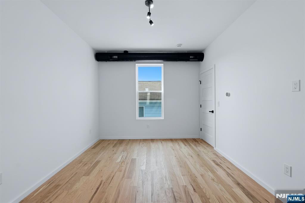 199 Park Street — photo 41