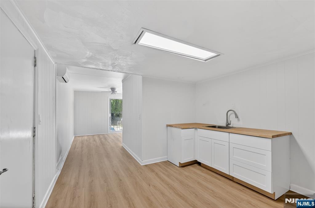 447 Van Dyke Street — photo 23