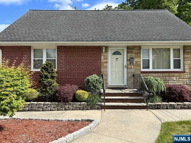 40 Oxford Avenue - Photo 1