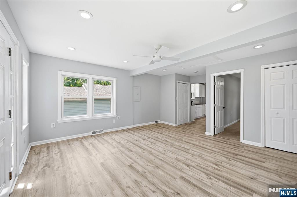 82 Fairview Drive - Photo 4