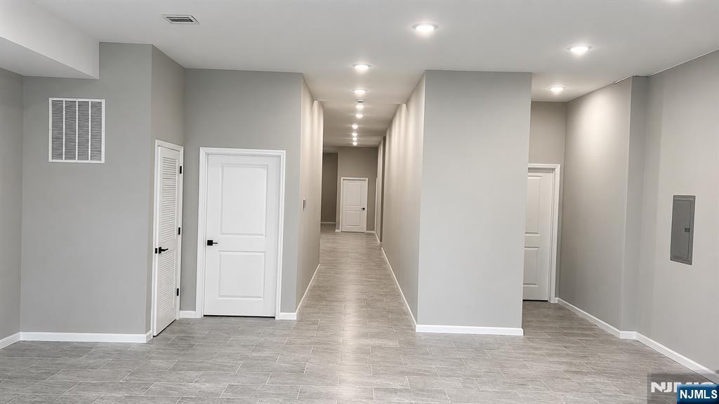 52 Holland Street — photo 12