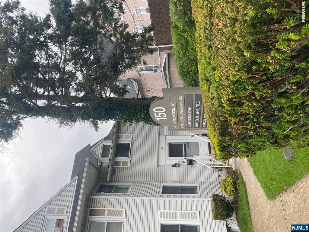 150 Engle Avenue 2 - Photo 2