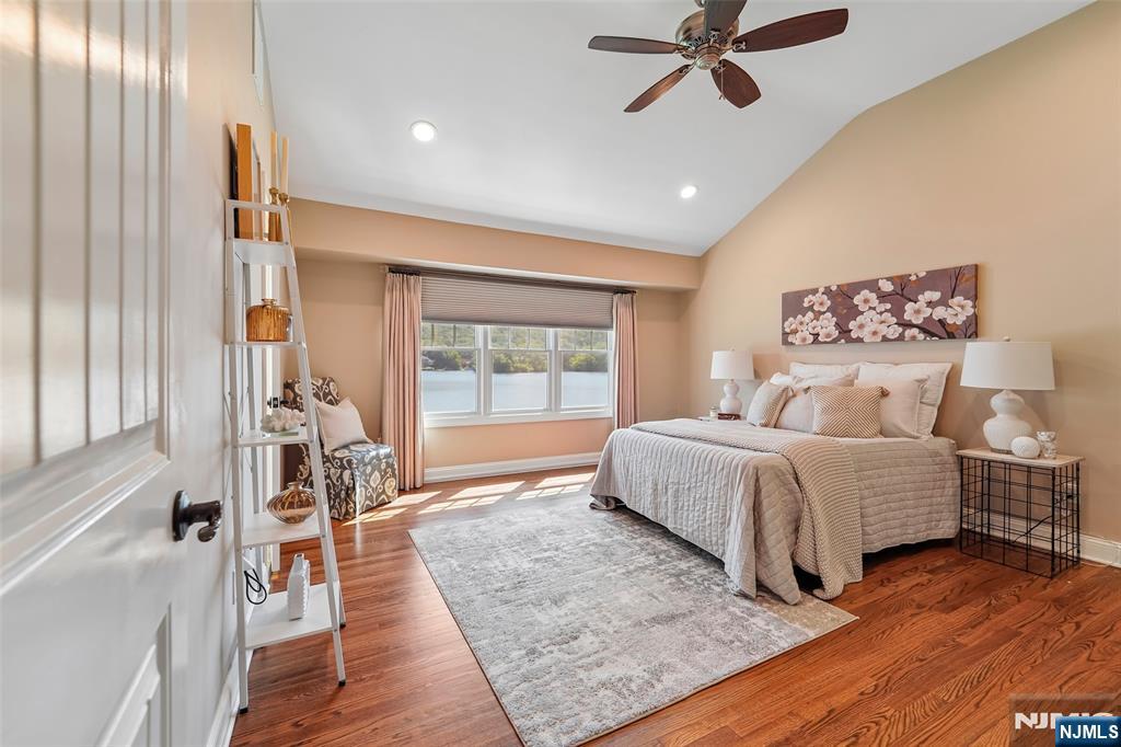 1050 Pines Lake Drive — photo 18