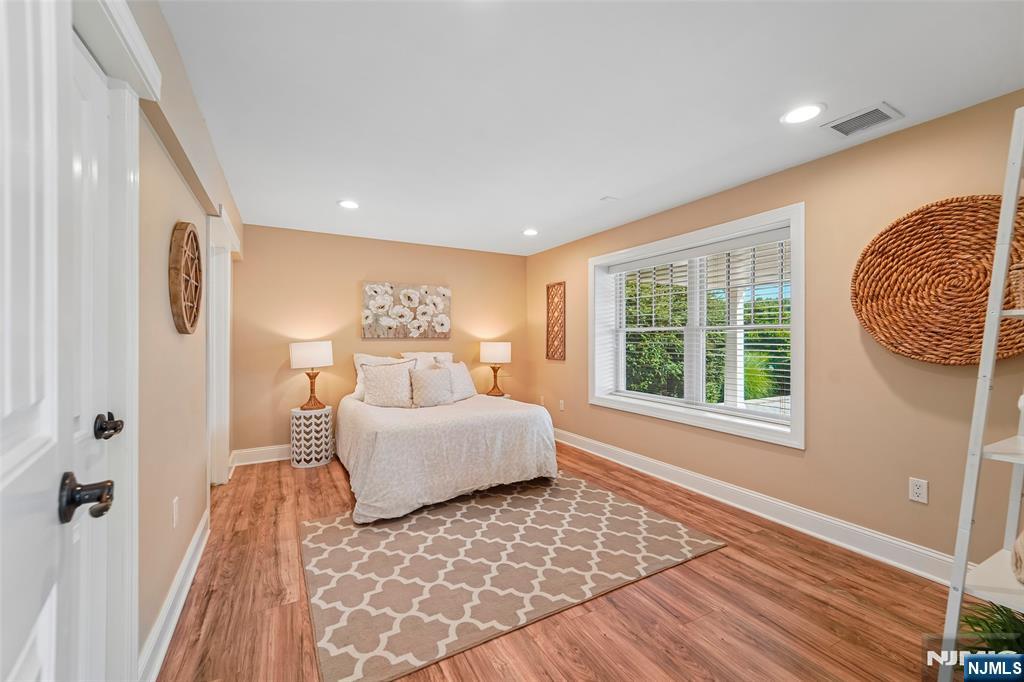 1050 Pines Lake Drive — photo 30