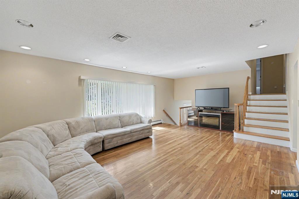 151 Broadview Terrace - Photo 3