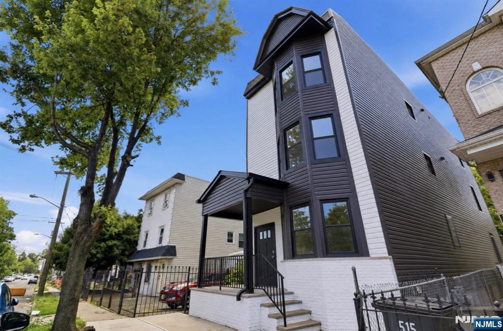 57 Montgomery Avenue - Photo 1