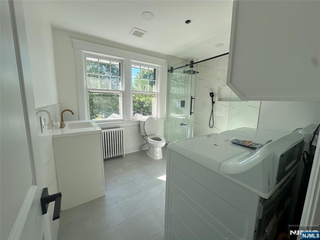 542 Prospect Ave, Ridgefield, NJ 07657
