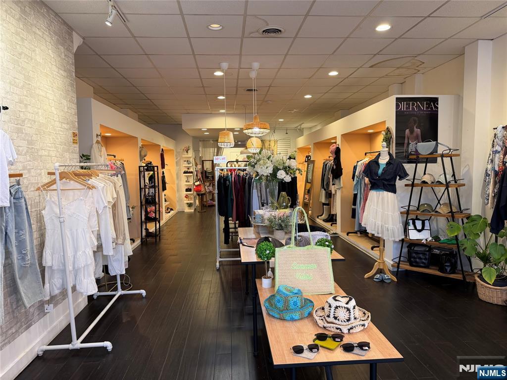 739 Anderson Ave, Cliffside Park, NJ 07010