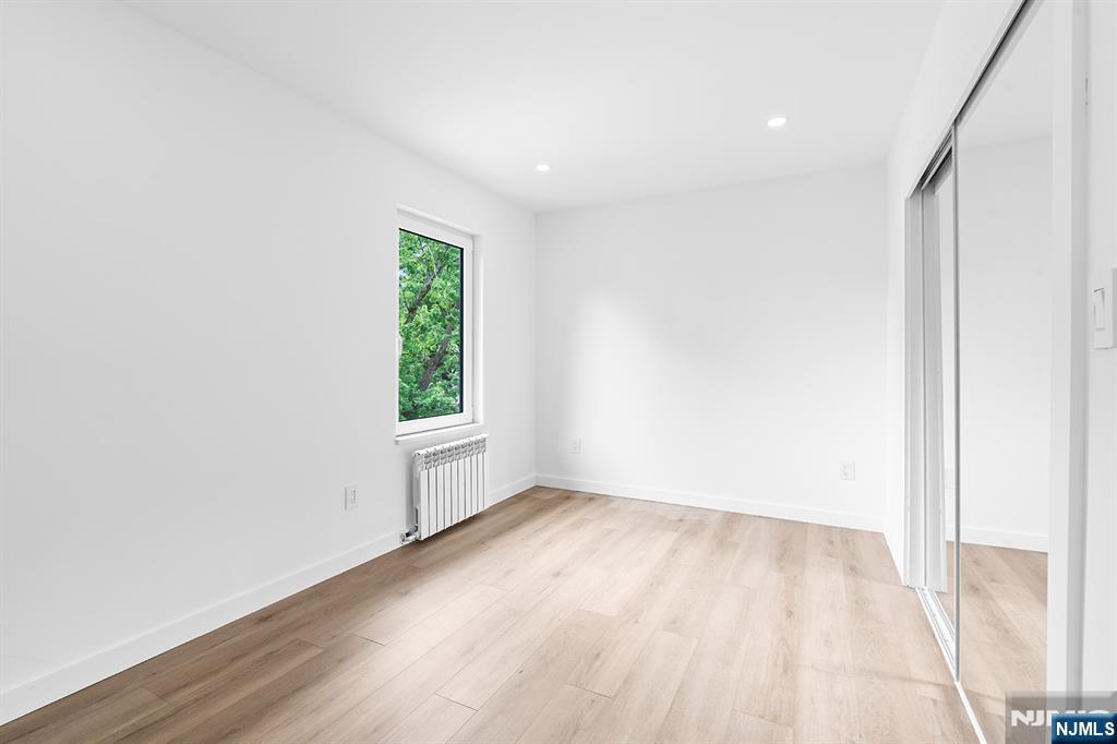 110 Maple Street — photo 27