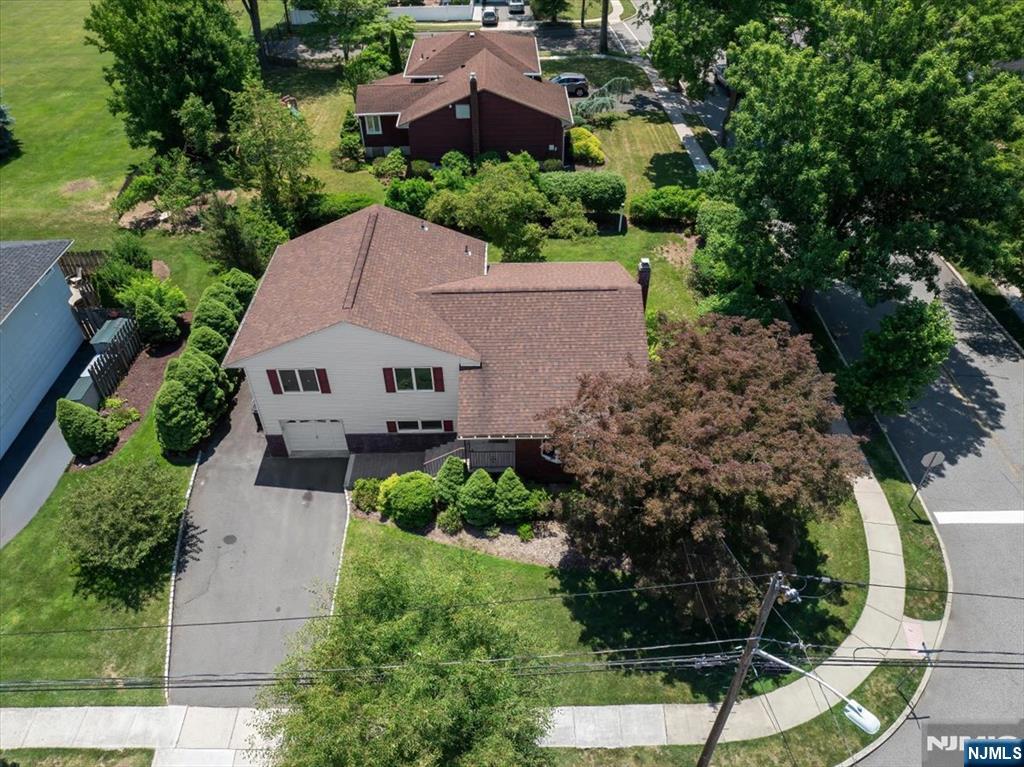 753 Village Road - Photo 5