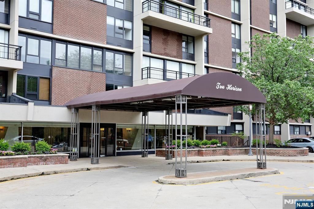 2 Horizon Rd #1414, Fort Lee, NJ 07024