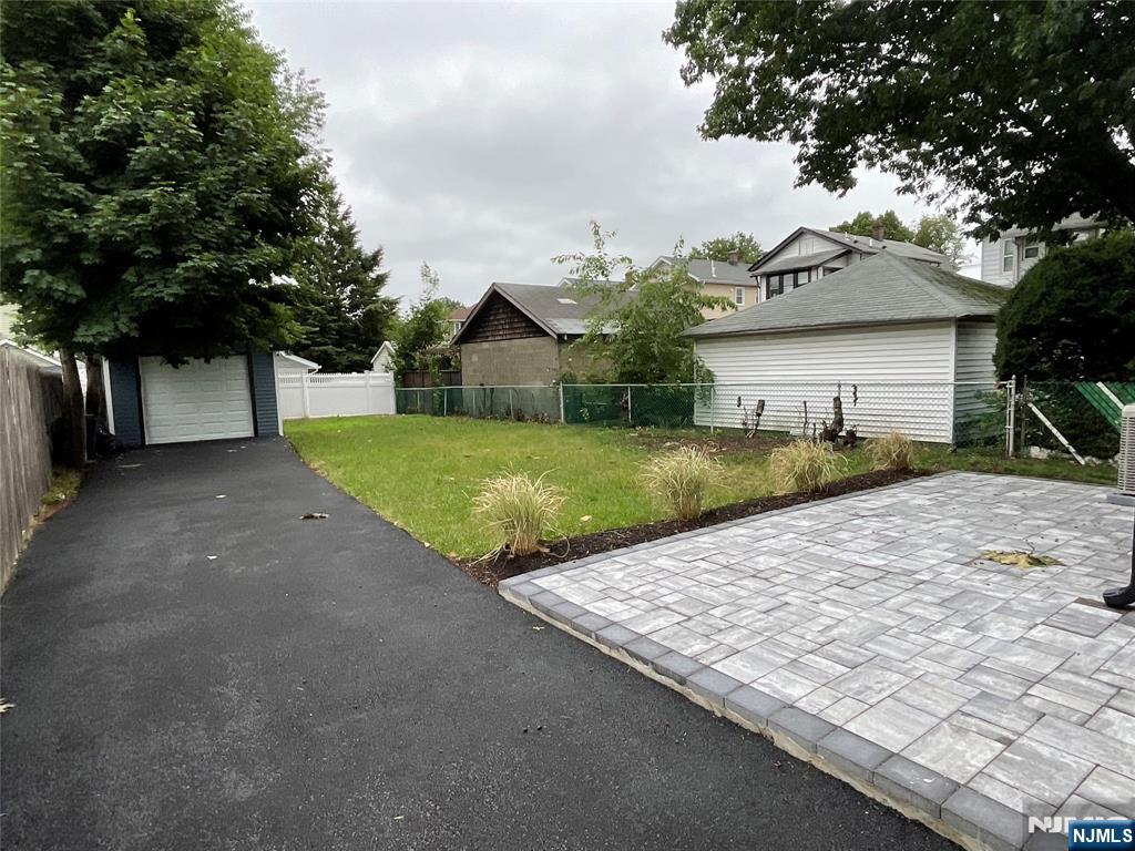 340 Watson Avenue - Photo 5