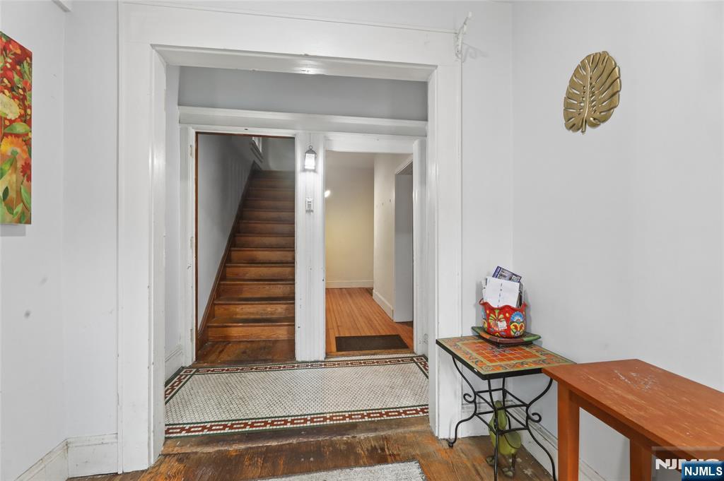 605 Central Avenue - Photo 3