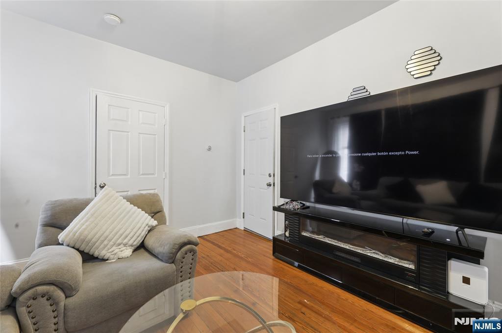 605 Central Avenue - Photo 5