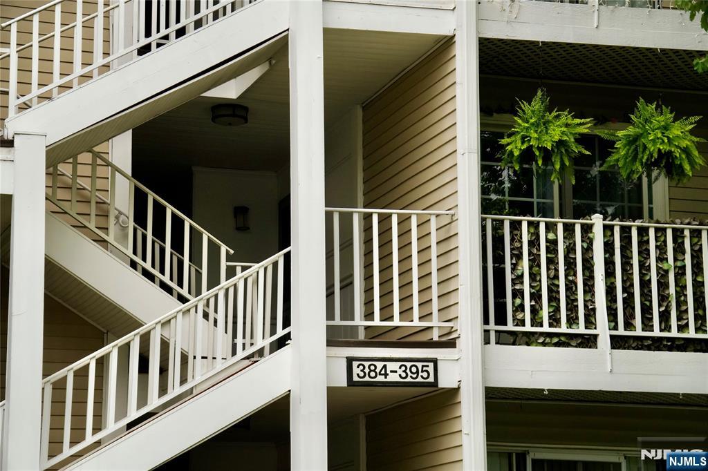 388 Poets Way - Photo 2
