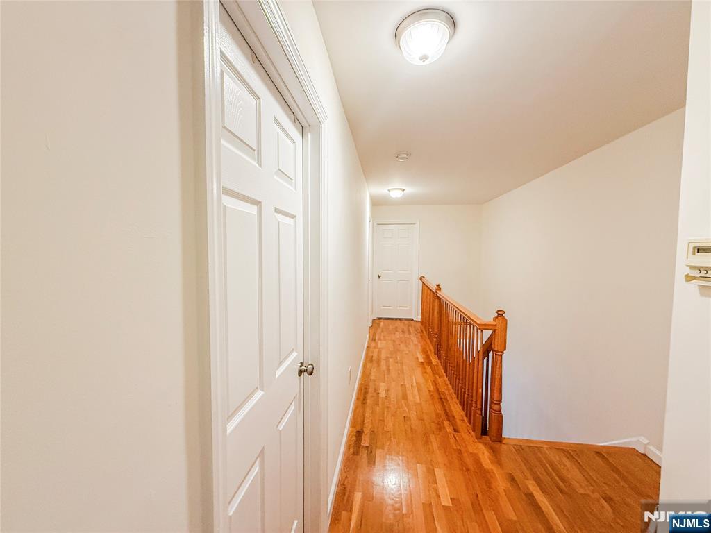209 5th #B, Palisades Park, NJ 07650