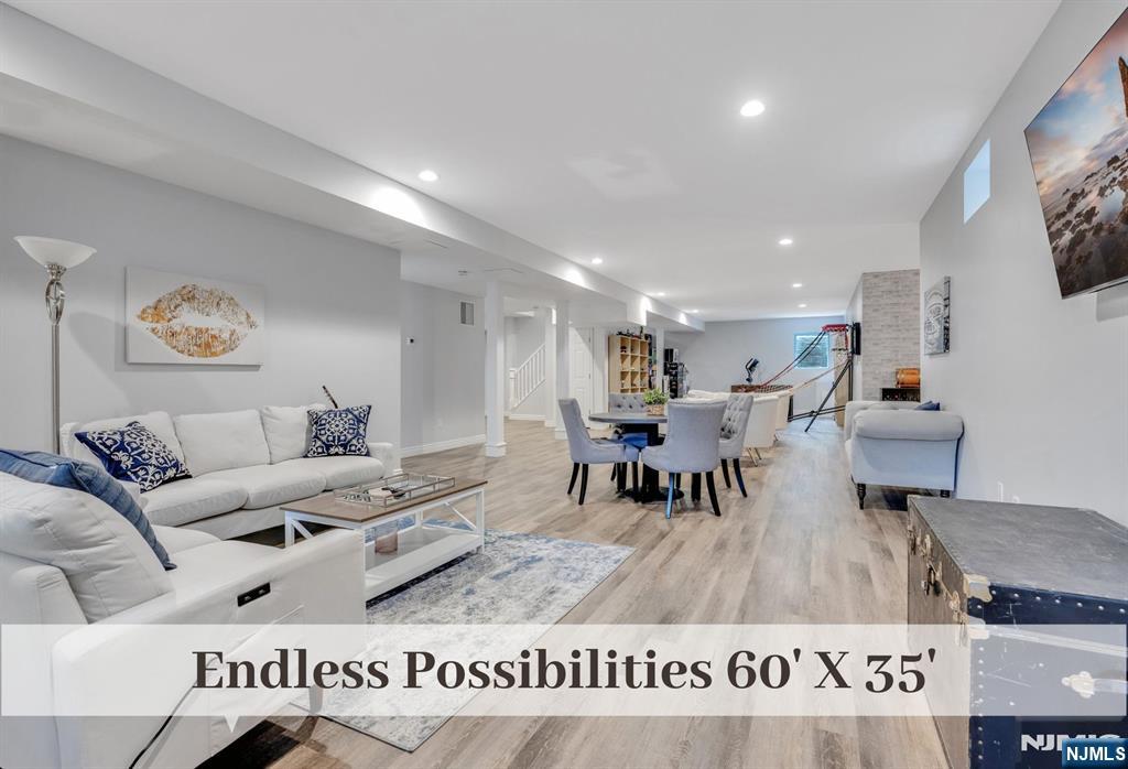 420 Eastgate Road — photo 37