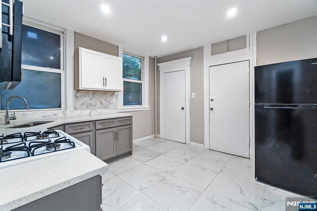 70 9th Street - Photo 5