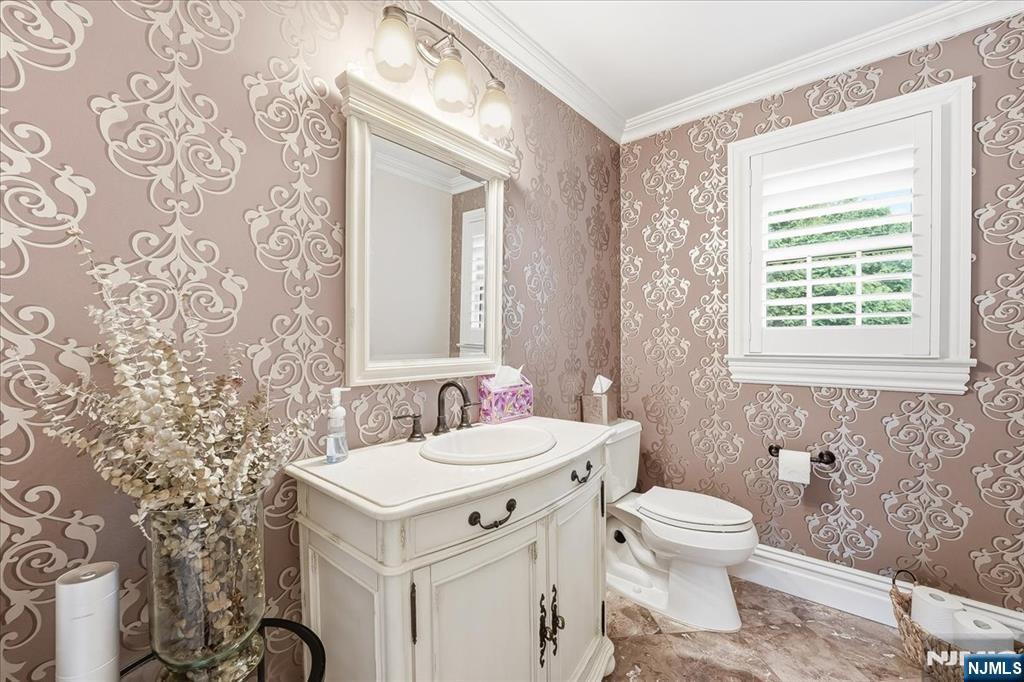 58 Mackay Avenue - Photo 10