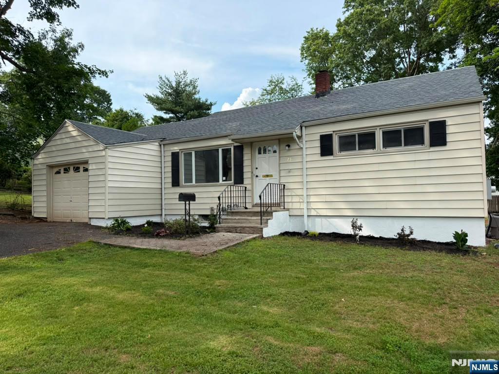 25 Lakeview Drive - Photo 1