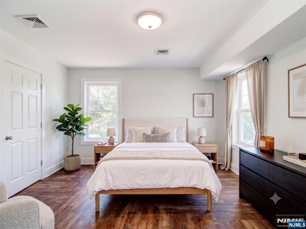 60 Montague Place 2 - Photo 4