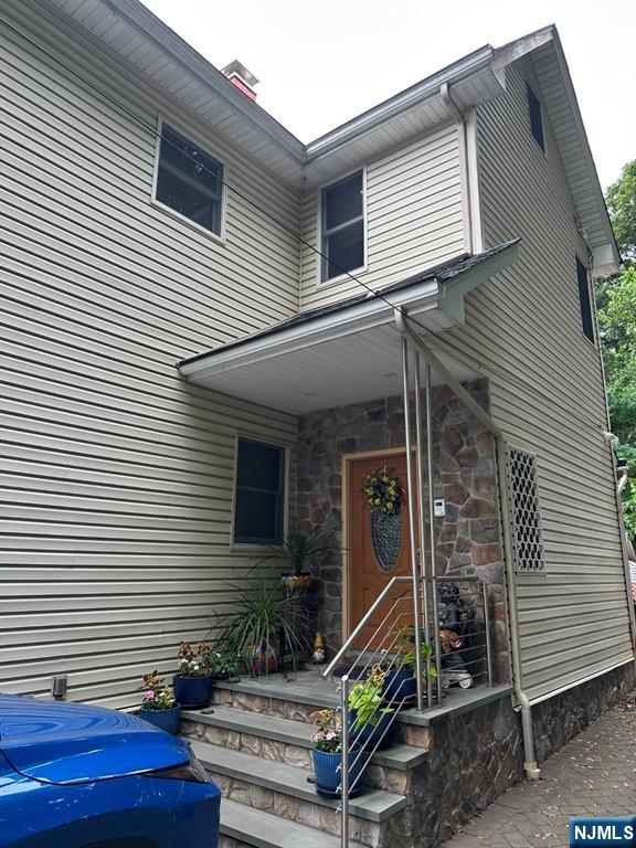 Homes for sale in Wallington, NJ | 105 Kossuth St, Wallington, NJ 07057 | MLS# 26024886