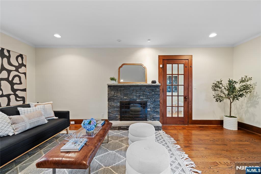 251 High Street - Photo 5