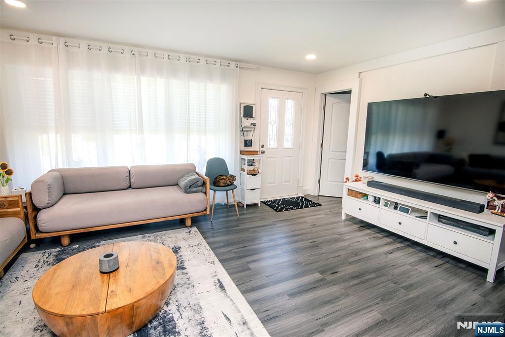 455 Luhmann Drive - Photo 4
